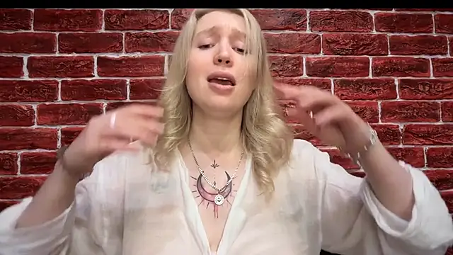 Snapshot of CitrusBlissss chatting on October 30, 2025, 2:40 pm CitrusBlissss online show from October 30, 2025, 2:40 pm