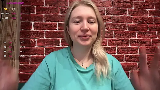 Snapshot of CitrusBlissss chatting on November 23, 2025, 2:33 am CitrusBlissss online show from November 23, 2025, 2:33 am