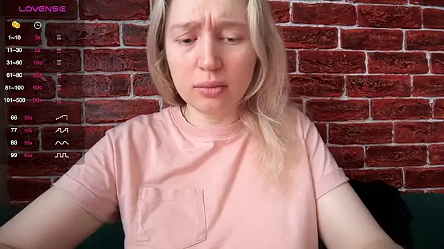 Snapshot of CitrusBlissss chatting on November 26, 2025, 2:56 am CitrusBlissss online show from November 26, 2025, 2:56 am