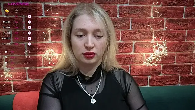 Snapshot of CitrusBlissss chatting on January 14, 2026, 3:17 pm CitrusBlissss online show from January 14, 2026, 3:17 pm