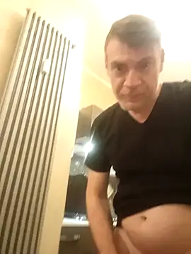 Snapshot of no-tabu chatting on November 8, 2025, 7:12 pm no-tabu online show from November 8, 2025, 7:12 pm