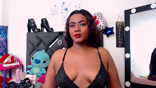 NatashaBella online show from December 3, 2025, 9:24 pm