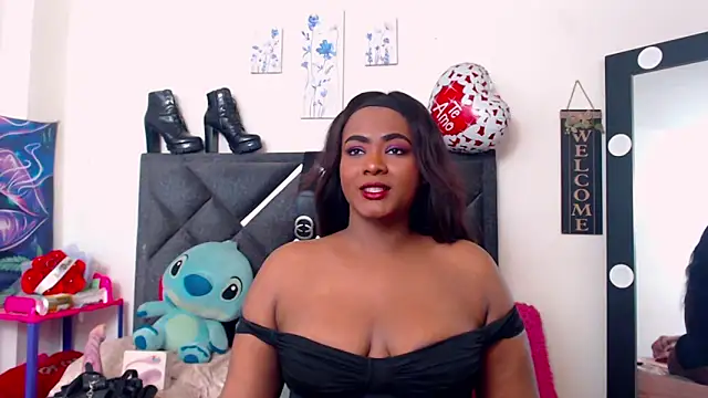 NatashaBella online show from December 13, 2025, 11:10 pm