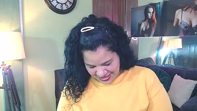 Snapshot of May_fk chatting on September 17, 2025, 6:15 am May fk online show from September 17, 2025, 6:15 am