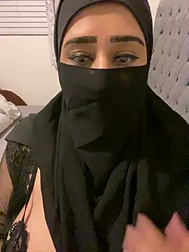 Snapshot of Pari_Persianbaddie6 chatting on July 31, 2026, 1:16 am Pari Persianbaddie6 online show from July 31, 2026, 1:16 am