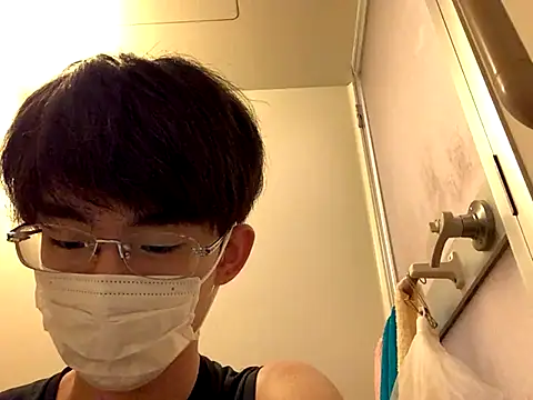 kurusu46 online show from September 21, 2025, 4:58 am