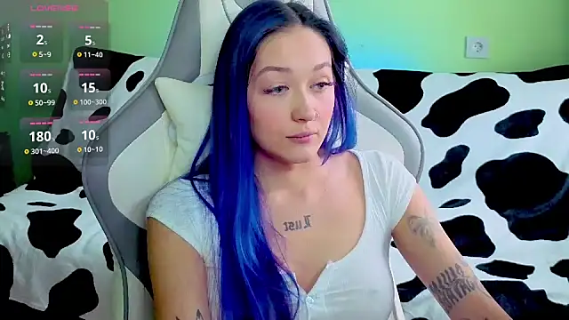 Snapshot of Im_suka chatting on October 14, 2025, 2:56 am Im suka online show from October 14, 2025, 2:56 am