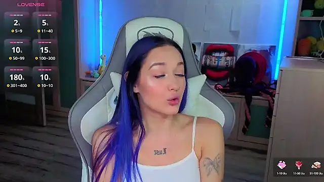 Snapshot of Im_suka chatting on October 21, 2025, 3:40 am Im suka online show from October 21, 2025, 3:40 am