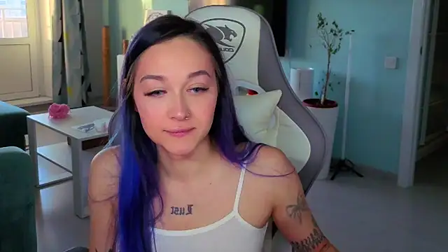 Snapshot of Im_suka chatting on February 16, 2026, 2:29 am Im suka online show from February 16, 2026, 2:29 am