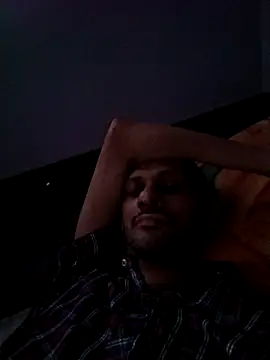 monster-dickk online show from December 3, 2025, 11:19 am