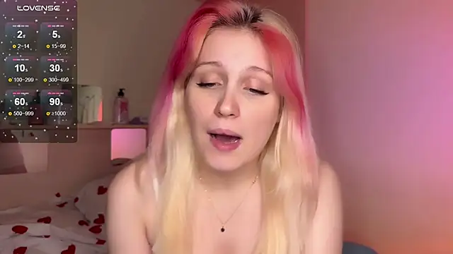 Snapshot of _Annabel_Myr_ chatting on December 17, 2025, 4:02 pm Annabel Myr online show from December 17, 2025, 4:02 pm