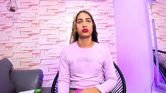 candice777 online show from May 8, 2026, 2:11 pm