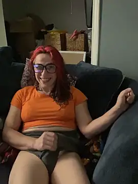 Snapshot of mayra_mayhem chatting on April 8, 2026, 4:18 pm mayra mayhem online show from April 8, 2026, 4:18 pm