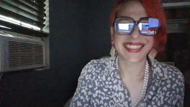 Snapshot of mayra_mayhem chatting on April 16, 2026, 3:13 pm mayra mayhem online show from April 16, 2026, 3:13 pm