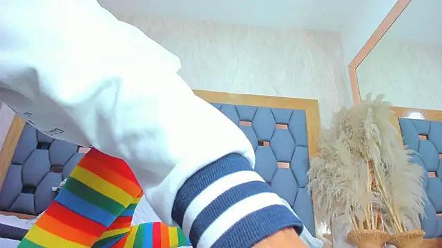 Snapshot of crystal_sm chatting on March 6, 2026, 3:14 am crystal sm online show from March 6, 2026, 3:14 am