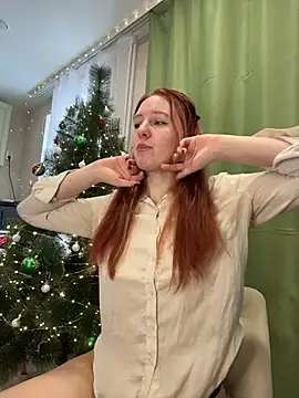 Snapshot of Hera_Mark chatting on December 14, 2025, 5:57 am Hera Mark online show from December 14, 2025, 5:57 am