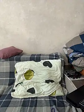 Snapshot of Hera_Mark chatting on December 19, 2025, 7:04 am Hera Mark online show from December 19, 2025, 7:04 am