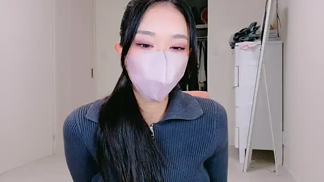 ramuchan desu online show from October 15, 2025, 2:22 am