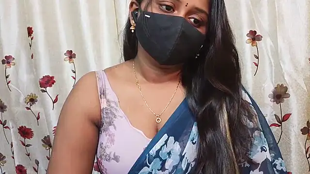 Pavani-Sexy online show from July 15, 2026, 4:07 am
