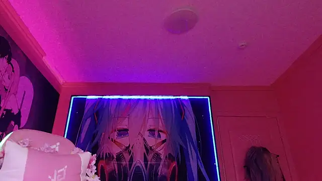 Snapshot of MilkMeSoftly chatting on October 16, 2025, 8:15 am MilkMeSoftly online show from October 16, 2025, 8:15 am