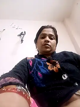 Snapshot of Trisha_71 chatting on December 21, 2025, 4:58 pm Trisha 71 online show from December 21, 2025, 4:58 pm