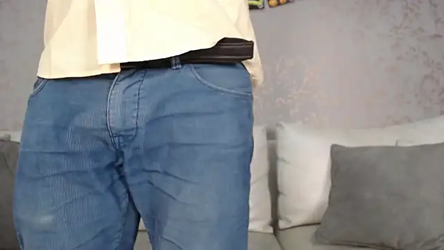 JuanKFit 45 online show from October 31, 2025, 1:34 pm