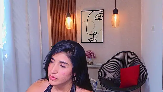 Lia Mar  online show from July 15, 2026, 6:13 pm