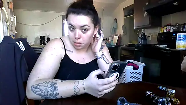 Snapshot of princessbr_013 chatting on February 15, 2026, 7:32 pm princessbr 013 online show from February 15, 2026, 7:32 pm