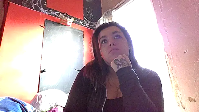 Snapshot of princessbr_013 chatting on March 1, 2026, 1:57 pm princessbr 013 online show from March 1, 2026, 1:57 pm