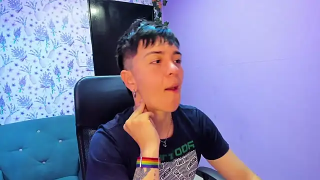  Hannah Hot online show from October 16, 2025, 1:28 am