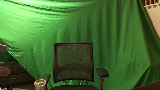 Snapshot of MasterDaddyCool chatting on September 19, 2025, 5:31 am MasterDaddyCool online show from September 19, 2025, 5:31 am