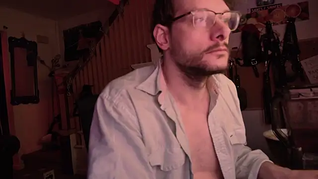 MasterDaddyCool online show from April 29, 2026, 3:21 am