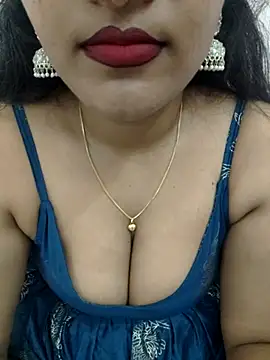 Snapshot of ammu_tlugu chatting on September 9, 2025, 3:44 pm ammu tlugu online show from September 9, 2025, 3:44 pm