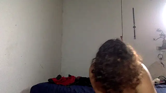 Snapshot of indomitaFox chatting on January 11, 2026, 3:50 pm indomitaFox online show from January 11, 2026, 3:50 pm