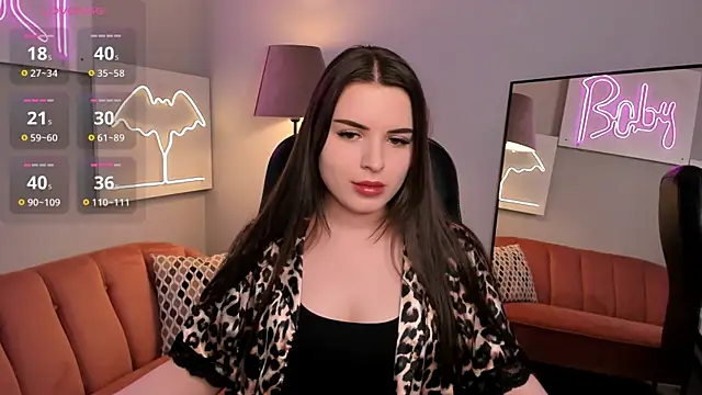 AliceLiador online show from April 13, 2026, 2:33 pm