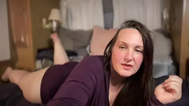 Snapshot of Just_Trudy chatting on February 12, 2026, 2:06 am Just Trudy online show from February 12, 2026, 2:06 am