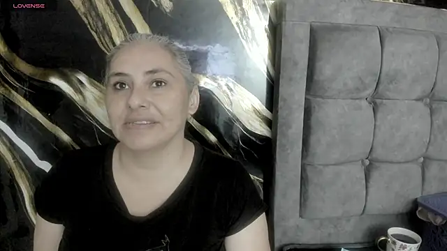 mature gold online show from October 17, 2025, 12:30 pm