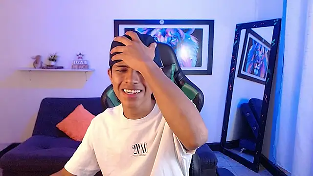 dreyk20 online show from October 22, 2025, 1:22 pm