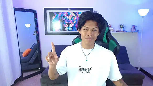 Snapshot of dreyk20 chatting on January 19, 2026, 2:21 pm dreyk20 online show from January 19, 2026, 2:21 pm