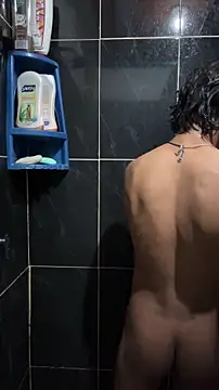 Snapshot of dreyk20 chatting on February 5, 2026, 2:22 pm dreyk20 online show from February 5, 2026, 2:22 pm