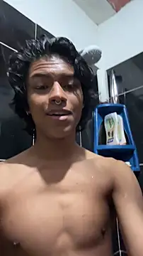 Snapshot of dreyk20 chatting on February 14, 2026, 1:52 pm dreyk20 online show from February 14, 2026, 1:52 pm