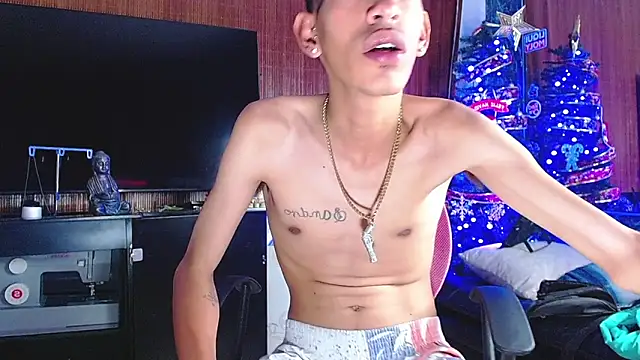 briamhoconor xh online show from December 16, 2025, 7:02 am