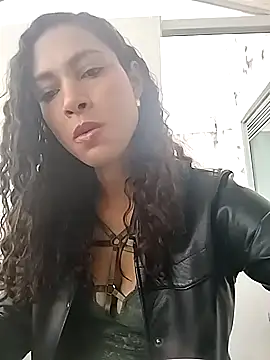 SofiaDelicia online show from October 20, 2025, 1:33 pm