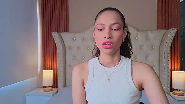 SofiaDelicia online show from November 27, 2025, 4:31 pm