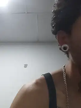 Tattoboy19cm online show from November 11, 2025, 3:06 am