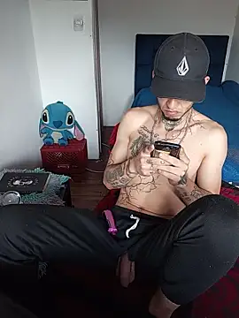 Tattoboy19cm online show from March 9, 2026, 4:55 pm