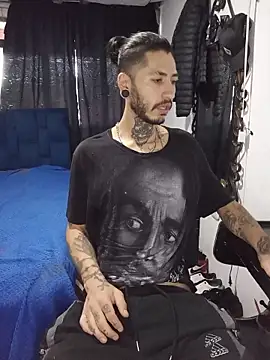 Tattoboy19cm online show from July 17, 2026, 10:36 pm