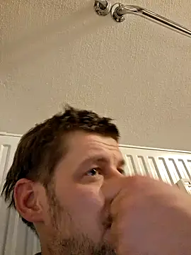 a7ex online show from December 2, 2024, 6:43 pm