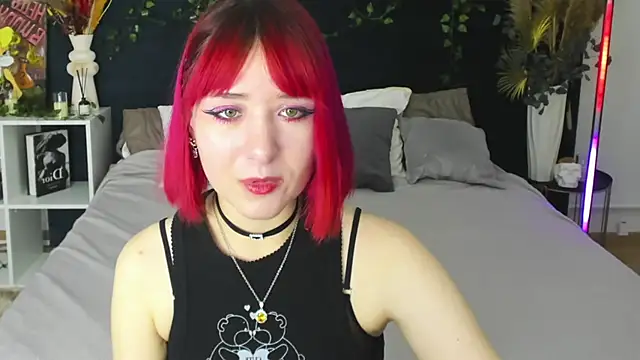 Ketrin Jones online show from November 14, 2025, 3:55 pm