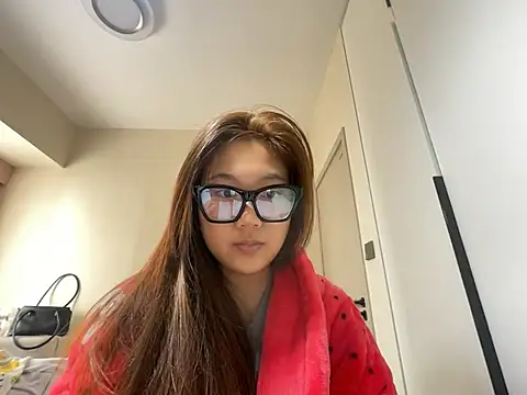 Snapshot of xena0501 chatting on January 17, 2026, 5:23 am xena0501 online show from January 17, 2026, 5:23 am